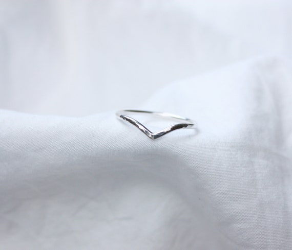 Stacking wishbone ring deals