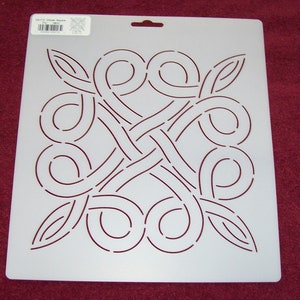 7.5" Woven Square Quilt Stencil (QC# DAY13)