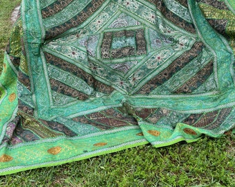 Huge Indian Tapestry, Bed Tapestry, King Bed Throw, Green Wall Hanging Vintage Hand Embroidered Wall Hanging Bohemian Decor