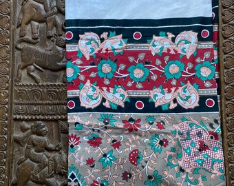Indi Boho Floral Bedspread, White Red Printed Cotton THrow, Handloom Cotton Pillows Bed Cover, Picnic Blanket, TABLECLOTH