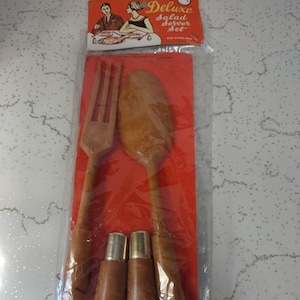 NOS Deluxe Salad Server Set in Original Packaging Salad Fork and Spoon with Salt and Pepper Shakers