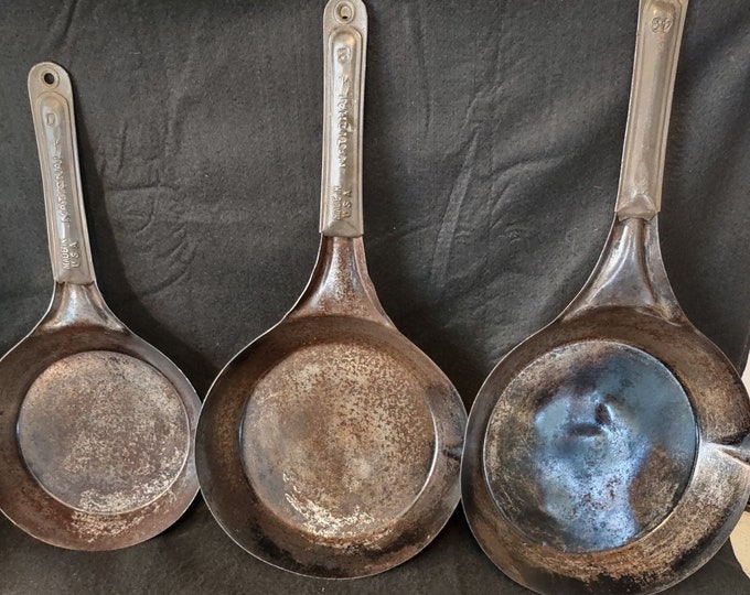 1920s National Tin Frying Pans in Different Sizes Antique Camping