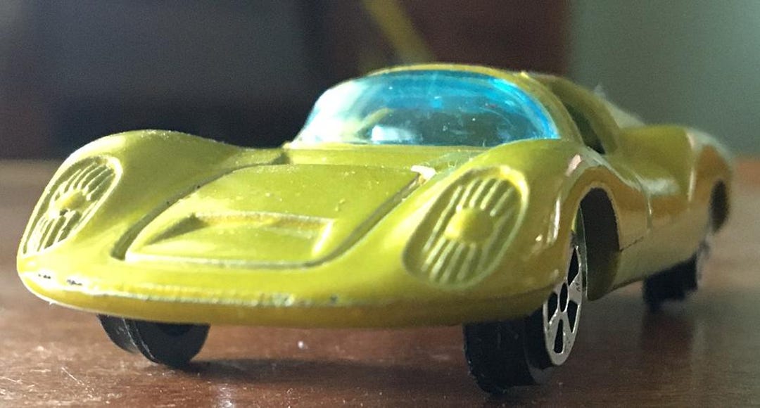 Porsche 910 No.14 ミニカー Vintage 1970s Porsche 910 Diecast Toy Car - Metallic Light Green