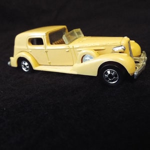 Vintage 1982 Hot Wheels &#39;35 Classic Caddy.  Beige with beige interior.  Made in Hong Kong.  Good condition.