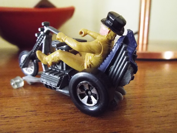 Vintage 1971 Hot Wheels Rrrumblers Torque Chop. Rare. Comes