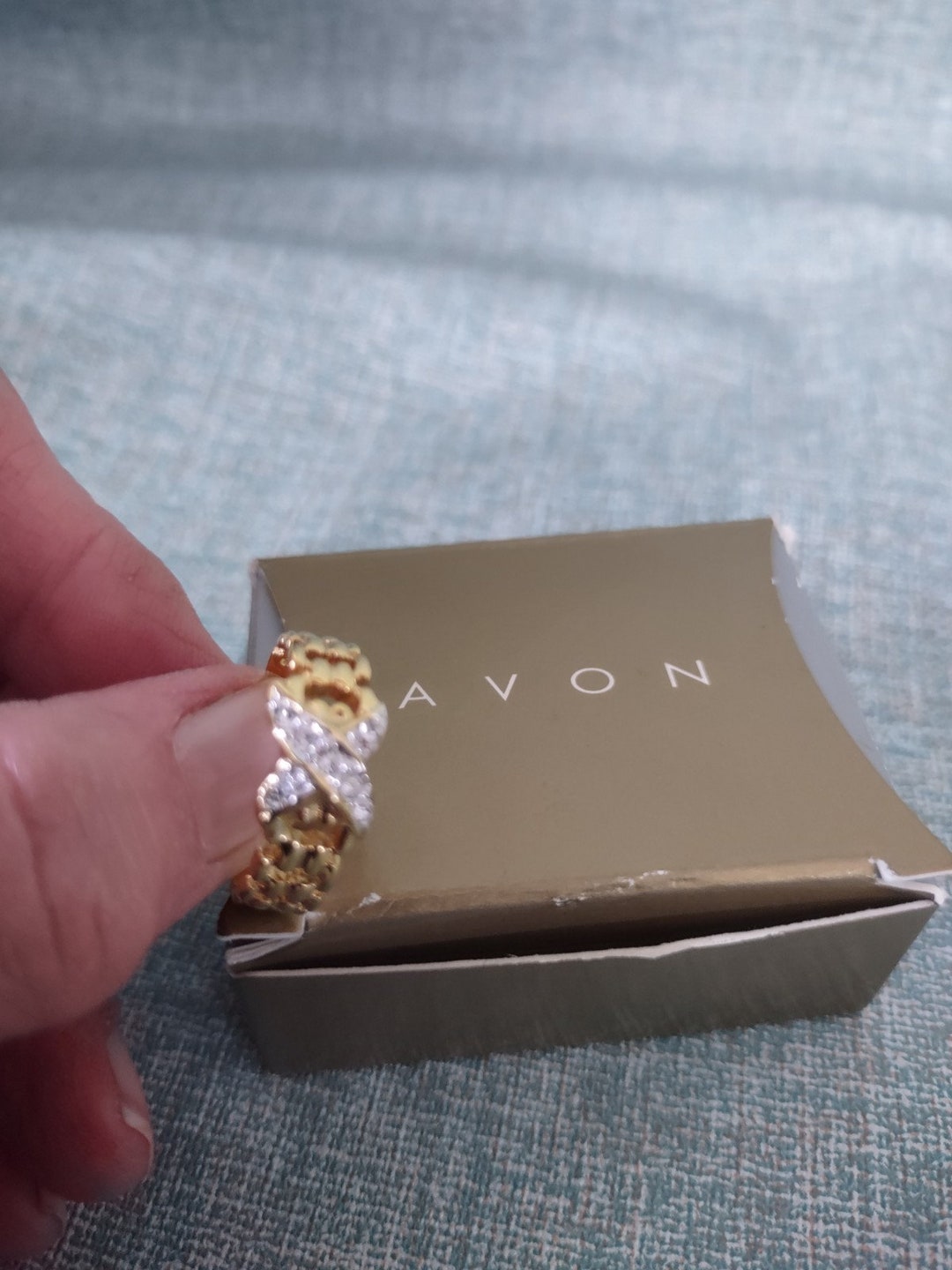 Vintage Avon Gold Tone Rhinestone Ring - Size 9 (1998) - Etsy