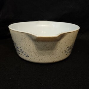 Vintage 1970s Pyrex Blue Homestead Casserole Dish: 2.5 Qt Milk Glass - Etsy