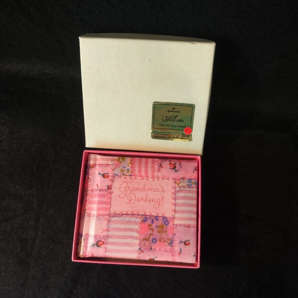NOS Hallmark Mini Photo Album "Grandma's Darlings" in Original Box - Made in USA Vintage Hallmark - Pink Quilt Cover - Holds 20 Photos