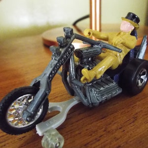Vintage 1971 Hot Wheels Rrrumblers Torque Chop.  Rare.  Comes with Track-Rack and rider.