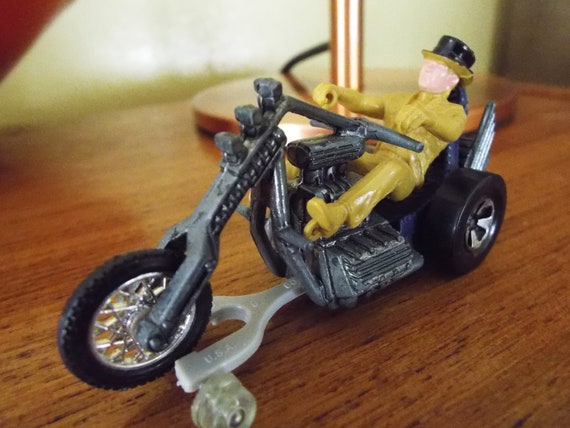 Vintage 1971 Hot Wheels Rrrumblers Torque Chop. Rare. Comes With Track rack and Rider. Etsy