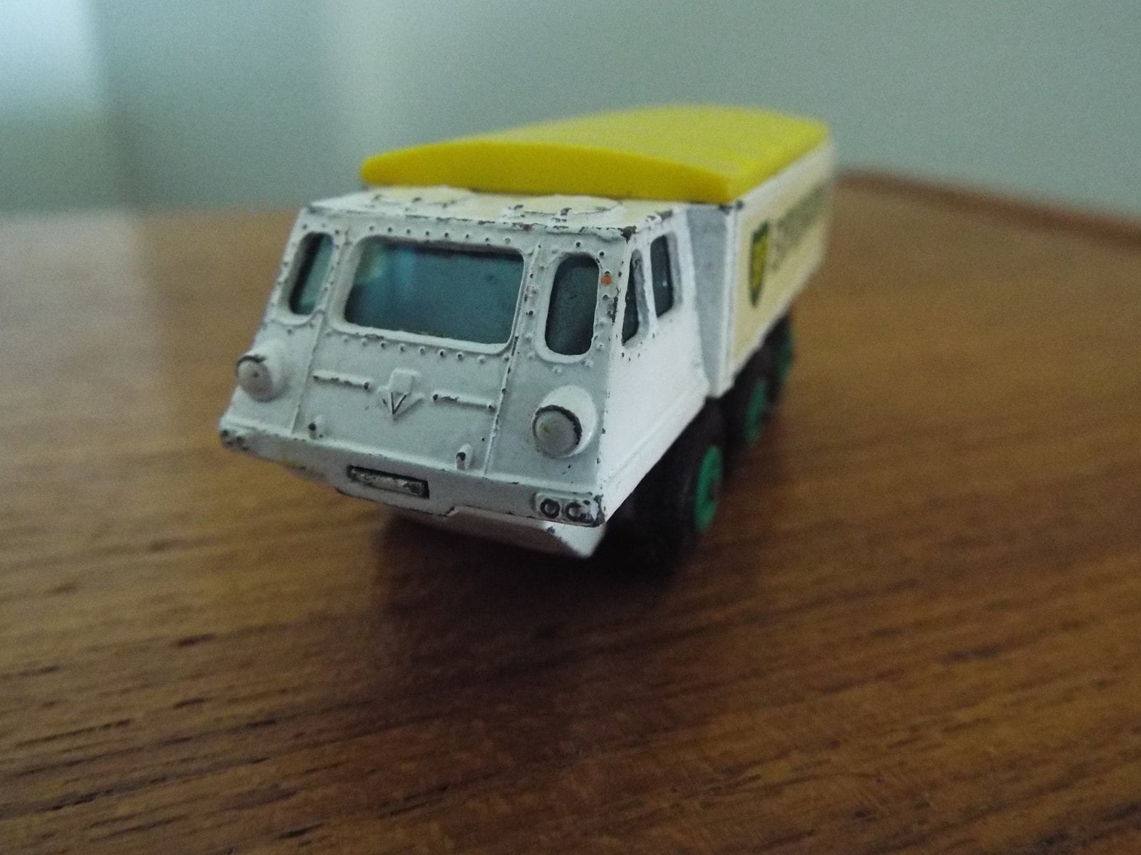 Vintage 1966 Matchbox Alvis Stalwart No. 61: White & Yellow