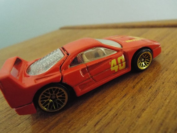 Hot wheels ferrari f40 gold cheap