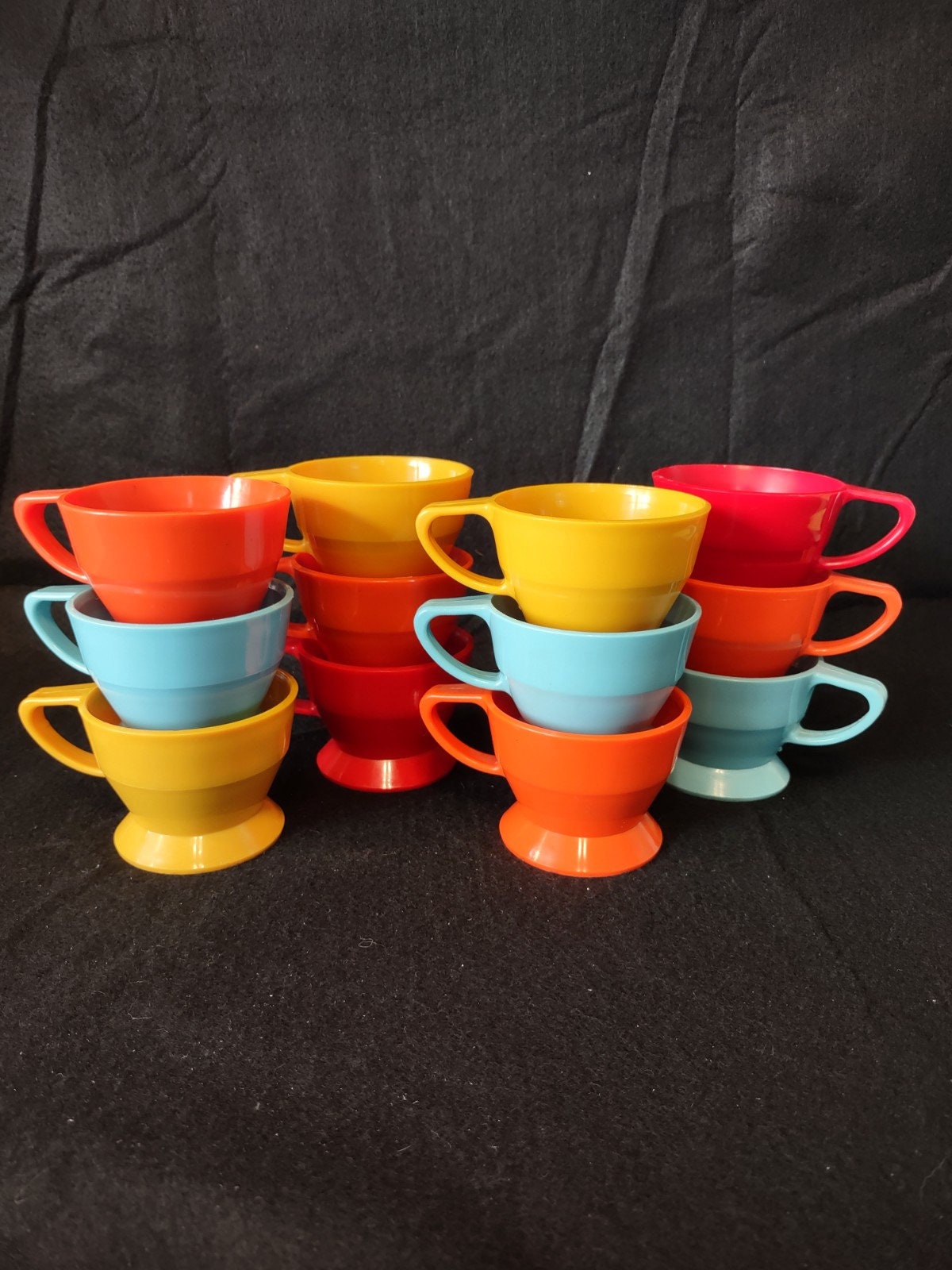 Vintage Set of 6 Yellow Plastic Solo Cozy Cups w/ Liners Drink Camping Tea