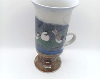 Vintage Otagiri Japan Ceramic Coffee Mug: Footed Bird Design