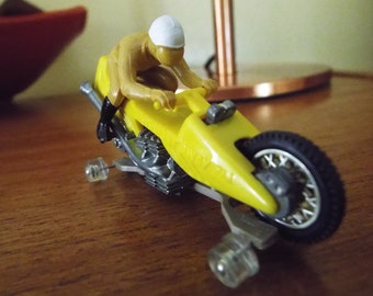 Hot Wheels Hot Wheels RRRumblers MOTOR④ Vintage Hot Wheels Rrrumblers Choppin Chariot 5948 Orange