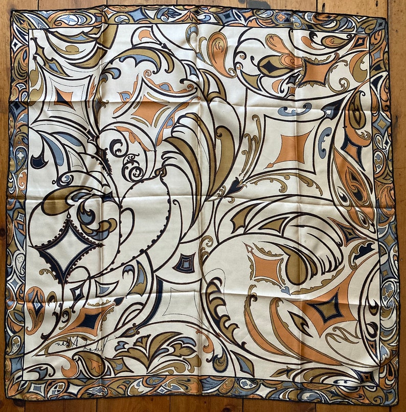 Foulard Vintage En Soie Richard Allan - Modèle Floral Art BCBG - Occasion Bon état