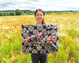 104cm Isa Monyo Reversible Große Furoshiki | Kiefer-Marineblau/Rot