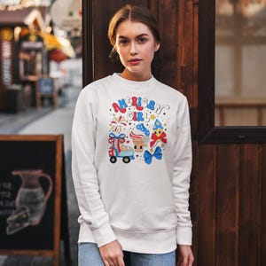 American Girl Patriotic Sweatshirt, 4th of July Bow Crewneck, Independence Day Jumper, USA Flag Pullover, Patriotic Stars Sweatshirt
