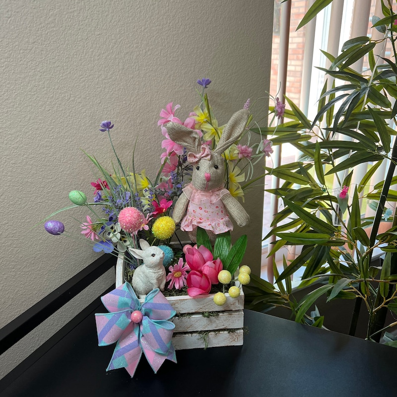 Spring Centerpiece - Etsy