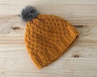 Gari Gari Hat, hat to knit with two needles, FREE downloadable knitting pattern in Spanish