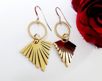 Geometric gold dangle and drop earrings with an open circle, modern geometrical dangle earrings for women, gold triangle fan earrings