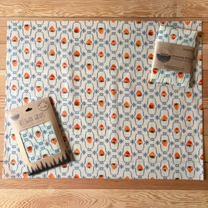Beeswax Wrap - Bread Size - 17" x 21" - Large Wrap - Berries Pattern