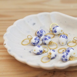 Set of ceramic marker rings for knitting/pearl stitch markers/knitting accessory