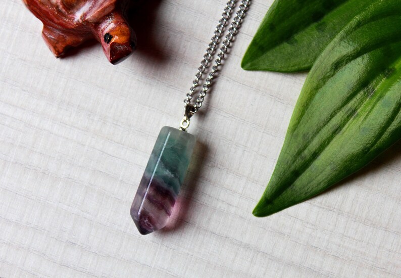 Fluorite Pendant Pendulum,Fluorite Crystal Necklace,Natural Stone Jewelry,Healing Crystal,Gemini Stone,Virgo Stone,Gift for Him,Gift for Her