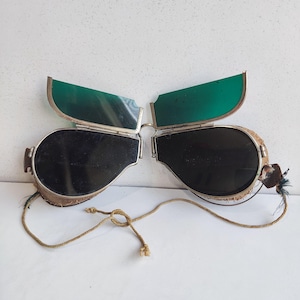 Antique 1920s Aviator Sunglasses | Vintage Pilot Eyewear | Rare Steampunk Style Goggles Collectible Aviation Glasses | Classic Retro fashion