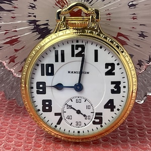 Hamilton 992B High Grade Railroad Pocket Watch 21 Jewel 16 Size Boxcar Dial housed in a BOC Display Case SERVICED! c1948