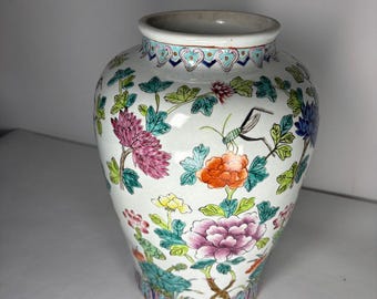 19th century porcelain china vase, antique famille rose, signed XL