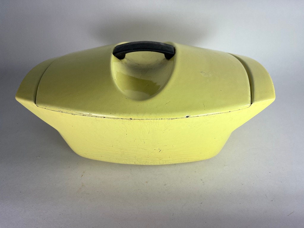 COCOTTE EN FONTE JAUNE années 50/60 DESIGN