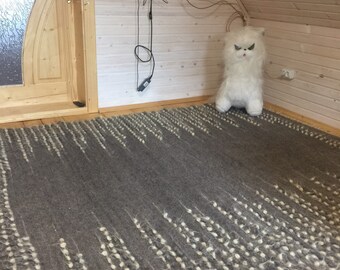 Warm Ethnic Clothes And Modern Warm Wool Carpets Von Wovenwoolart