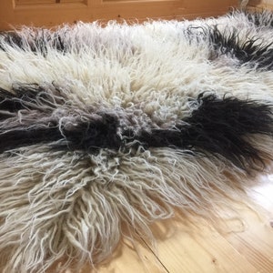 Made in Ukraine Fluffy wool rug/soft wool rug/soft cover/eco wool rug/eco decor/decor bedding/bedroom rug/area wool rug/fireside rug
