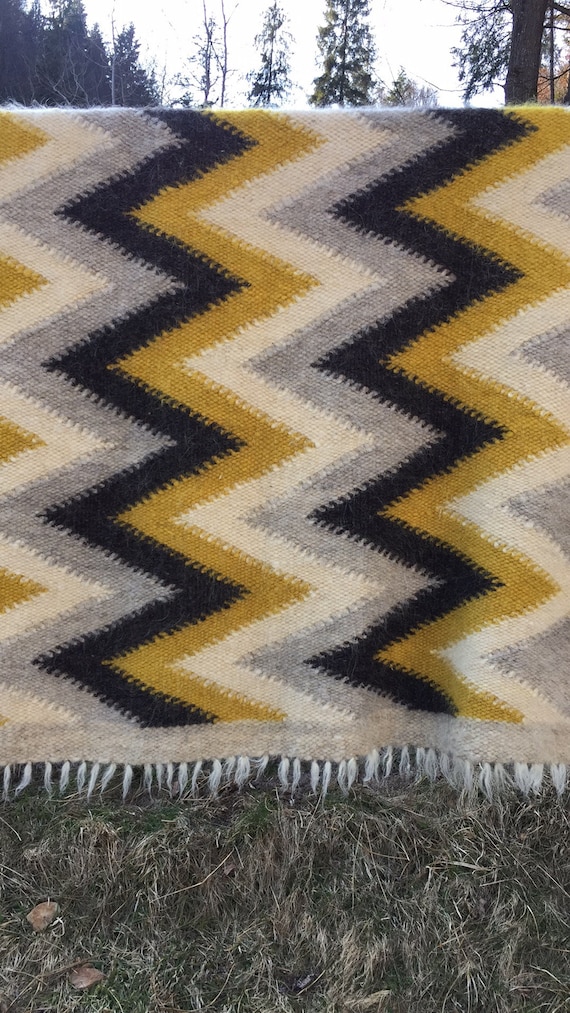 Warm Wool Blanket From Ukraine Throw The On Bed - Warmest Wool Blanket Warm Wool Blanket From Ukraine Throw The On Bed - Warmest Wool Blanket