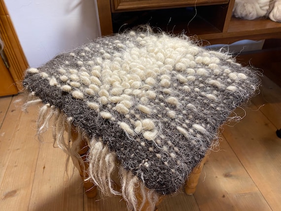 Handmade Wool Chair Pad: Gray Woven Cushion (43cm)