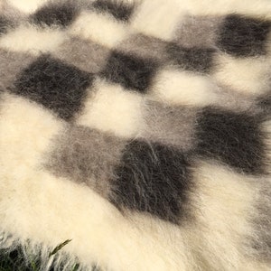 Organic throw blanket 100% sheep wool/Hand woven blanket/Camping blanket /Fluffy Bedcover/warm woolen blanket/bedding decor/Little blanket