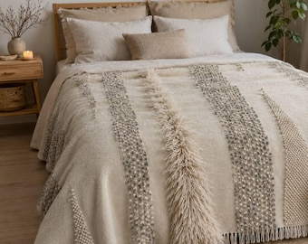 Coperta in lana fatta a mano / Lana di pecora naturale non tinta / Tessitura tradizionale dei Carpazi / Arredamento rustico scandinavo per la casa