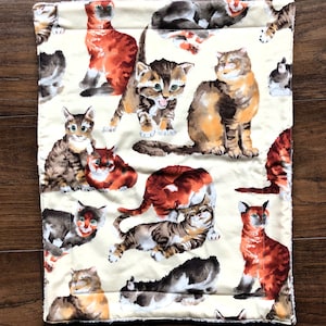 Vintage Kitties Katzenbett: Sherpa-Vlies & Baumwollunterlage