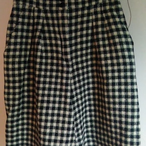 Laurel by Escada vintage wool shorts, size XS