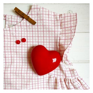 HEART MATCH, CHECKED top women's shirt in pure vintage cotton. Pink red checkered pique fabric. Round neckline, sleeve cap