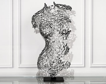 Grande sculpture en dentelle métallique, oeuvre d'art contemporaine en métal, finition noire et argentée, décoration moderne, pièce tendance pour la maison ou le bureau