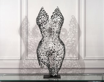 Sila: Escultura abstracta de encaje de metal, elegante arte plateado, decoración moderna del hogar