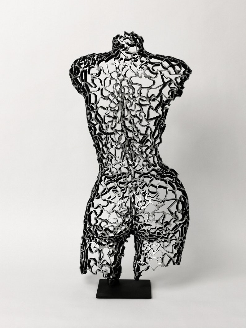 Viol Entwined Reflections: Handcrafted Metal Female Back Sculpture image 6