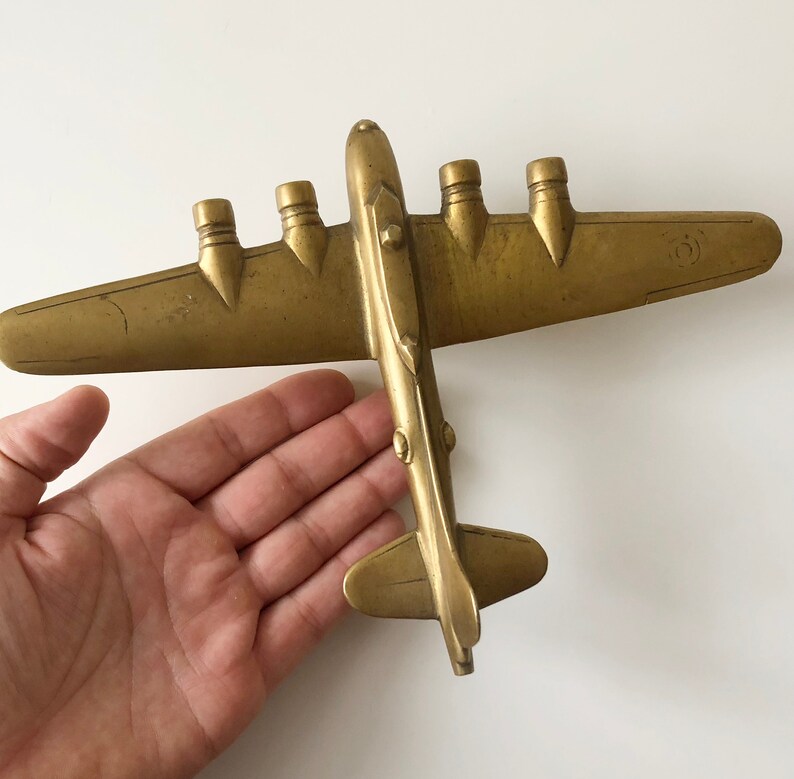 b17 carved