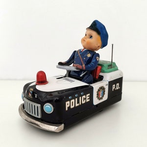 1960er Jahre Modernes Spielzeug Polizeiauto, Batterie Op Autoscooter Zinn Litho Japan