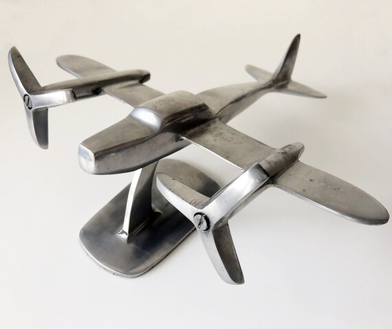 model plane stands