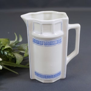 kleiner alter Krug, Keramikkrug, Milchkrug, Kännchen - Bauhaus - 20er/ 30er Jahre - Vintage