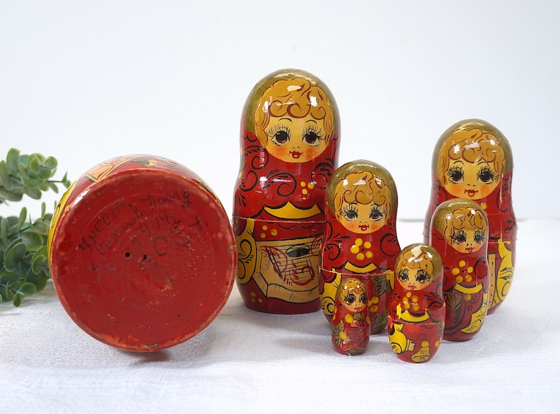 YAKELUS Poupées Gigognes Russes – 7 Pièces, En Bois De Tilleul Peint à La Main, Fabrication Artisanale, Cadeau Décoratif