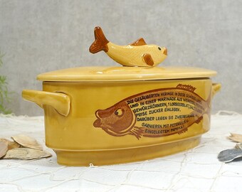 large tureen, fish tureen, fish box, herring pot, lidded bowl - Staffel Stoneware - Germany